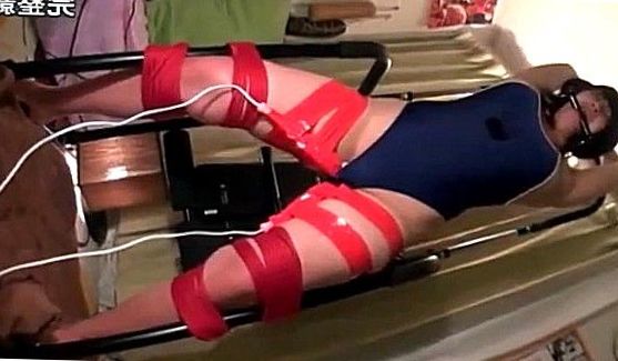 Harley Jade в жесткой сцене секса, порно видео