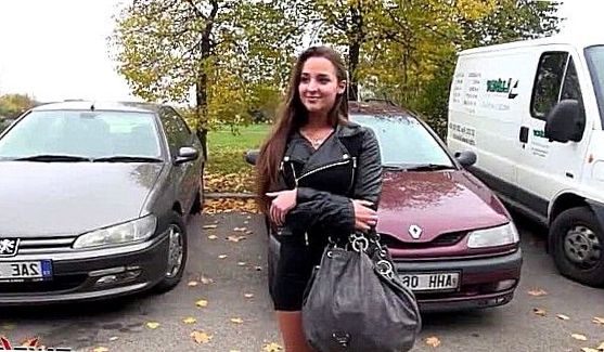 Они не брезгуют и пенисами, превращая невинные лесбийские забавы в смачную и влажную групповуху, порно видео