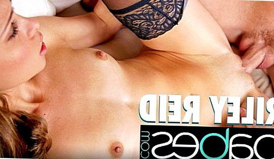 Грубый Секс: Ariana Marie с сочным задом, порно видео