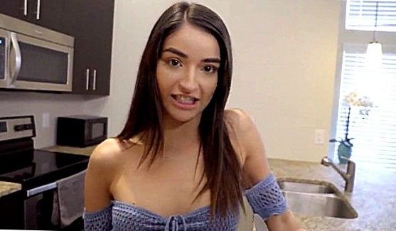 Мастурбация молоденькой (18 лет) красотки, порно видео