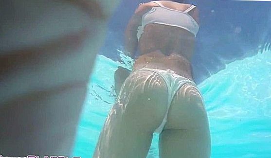 Красотка показала себя без одежды, порно видео